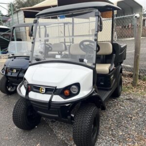 Front view of the 2025 Cushman Hauler 800X ELiTE Lithium Electric at Muirfield Village Golf Club in Dublin, Ohio.