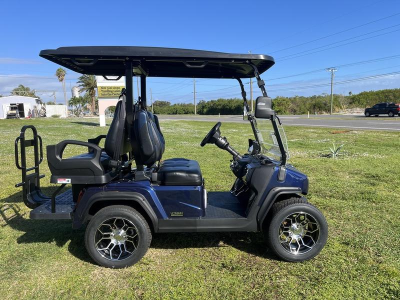 Side profile of 2025 Evolution D5-Ranger 2+2 Plus Blue available in Michigan with export-ready delivery